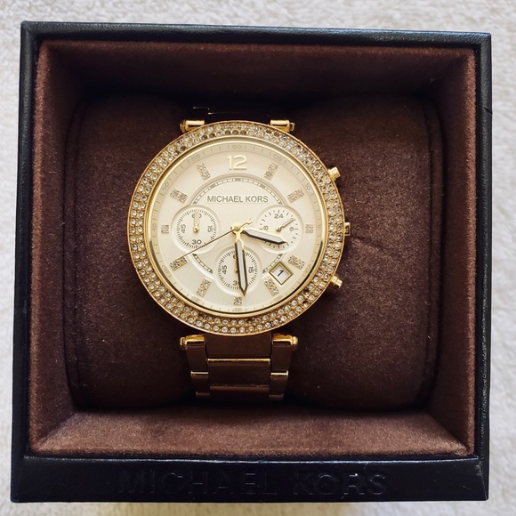 Michael Kors Gold Watch - Picture 4 of 6